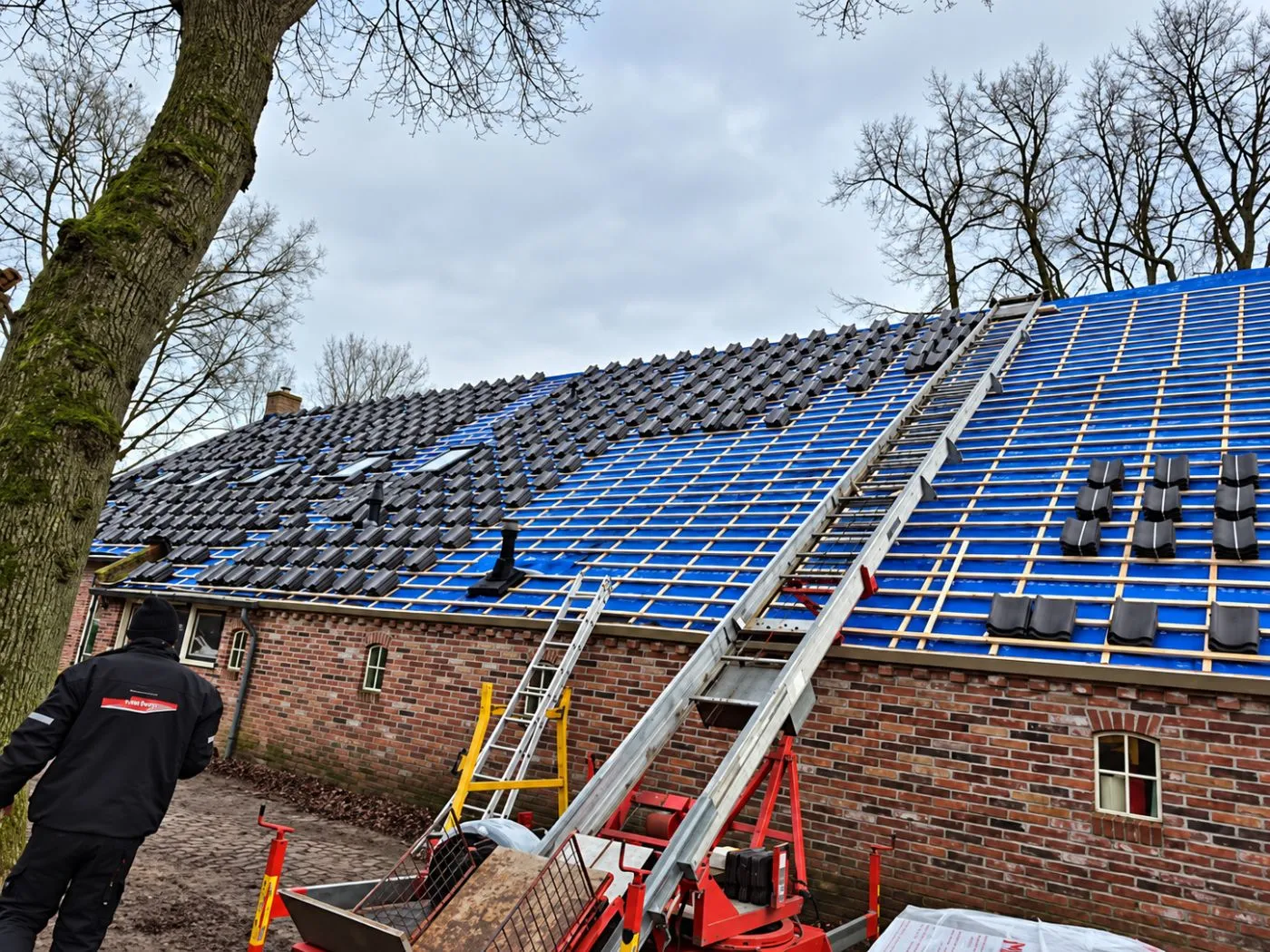 Pannendak in renovatie